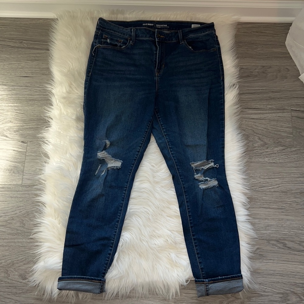 Old Navy | Rockstar Mid Rise Size 14